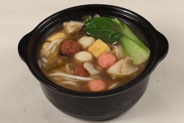 砂锅三鲜土豆粉